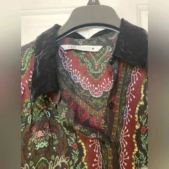Zara Woman’s Small Sheer Blouse Paisley Colorful Print Sequins Velvet Collar - Picture 2 of 8